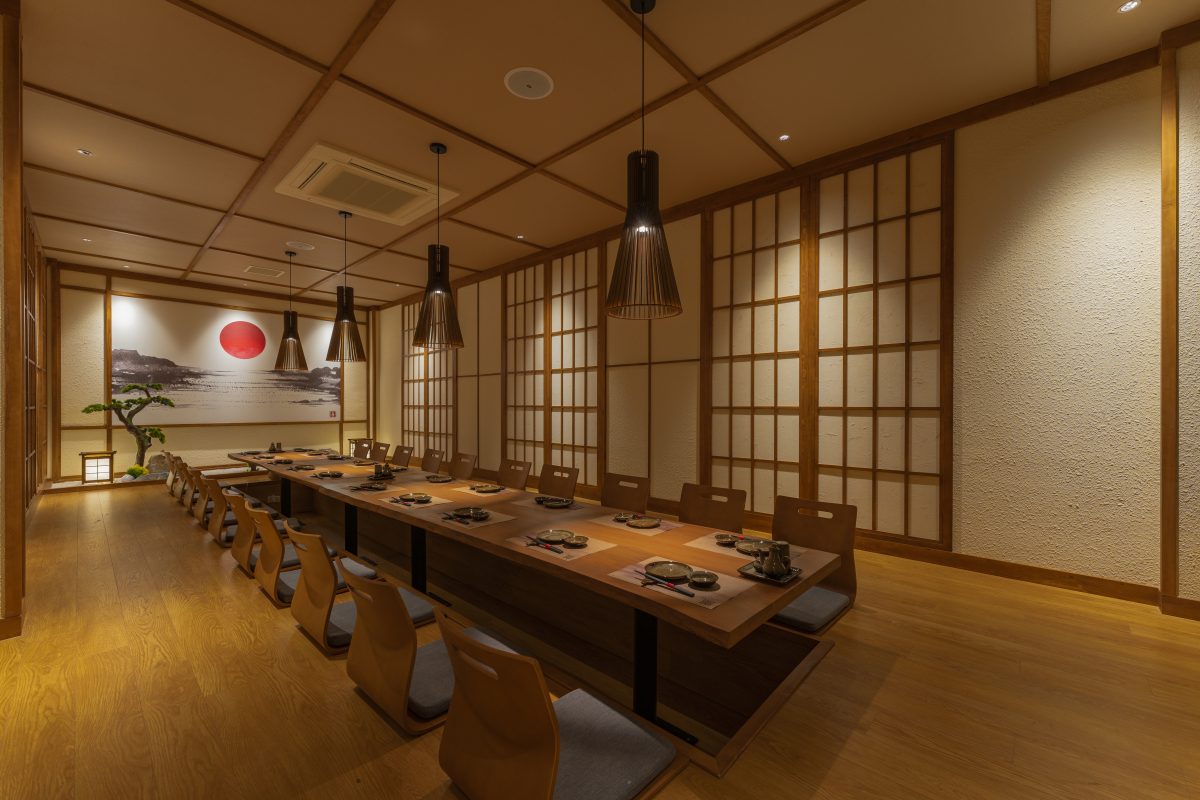 東北日本料理レストラン